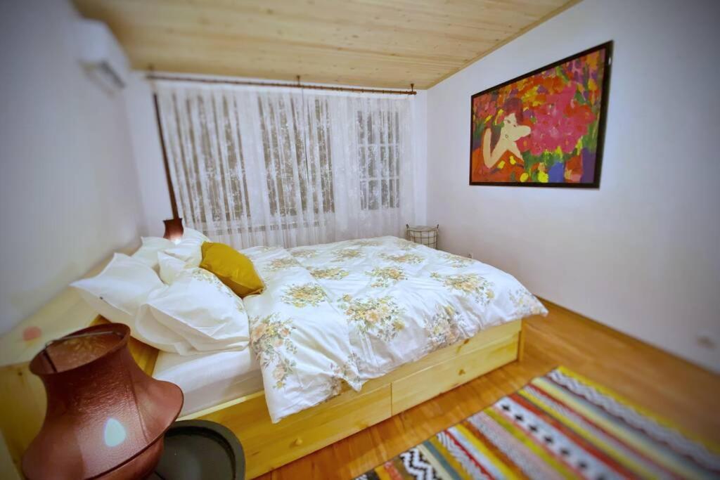 The Secret Lodge- New With Private Garage, Entire House 벨리코 터르노보 외부 사진